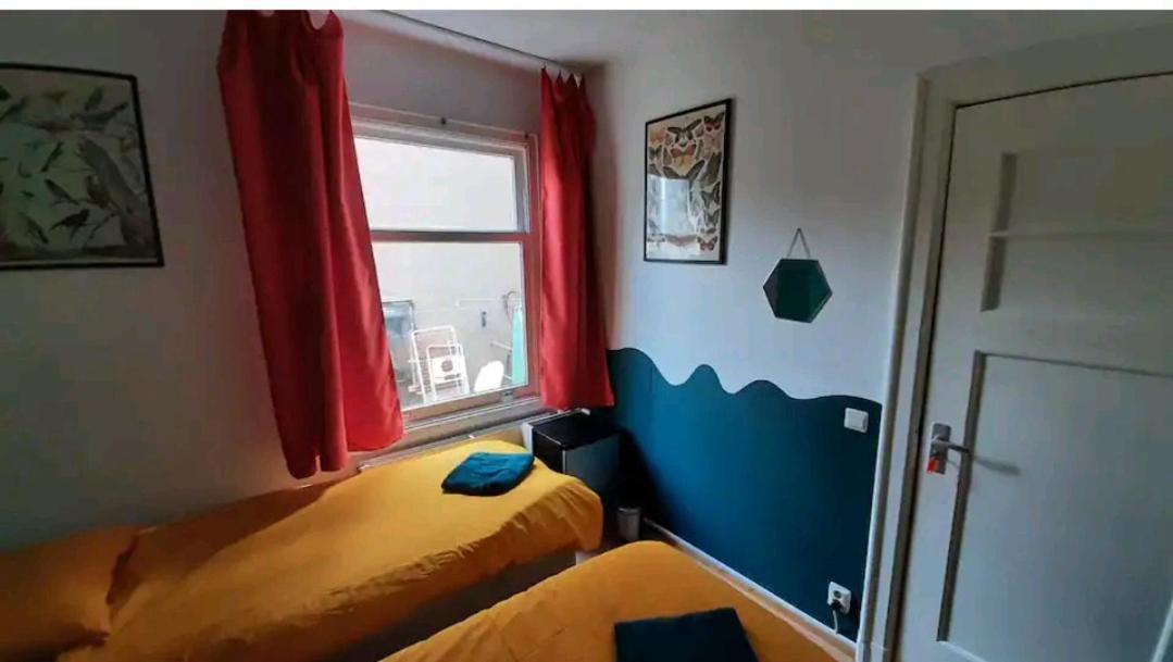 Nicole, Not For Parties, Not A Hotel, Room With Shared Bathroom, No Kitchen Amsterdam Exterior foto